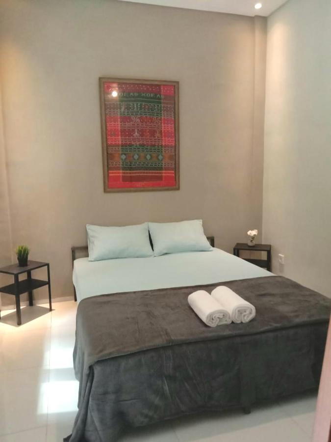Sabi Guest House - Strategic Family -Married Couples Only- Hostel In Prawirotaman Джокьякарта Экстерьер фото
