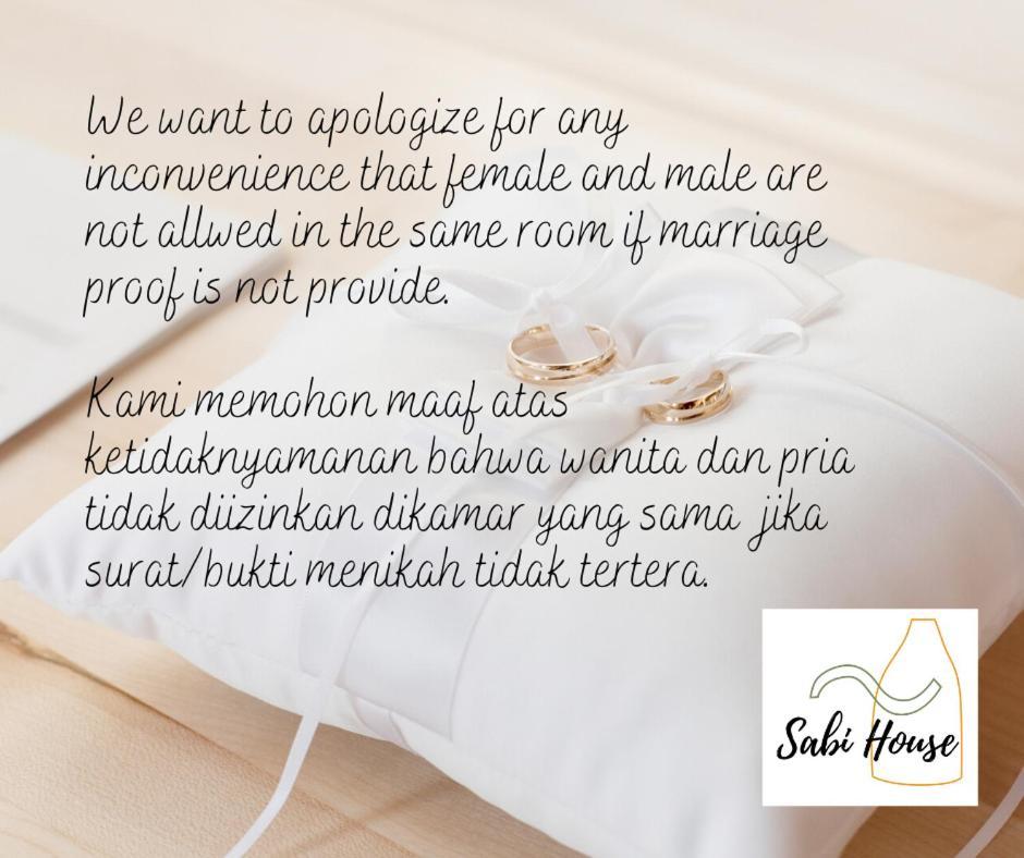 Sabi Guest House - Strategic Family -Married Couples Only- Hostel In Prawirotaman Джокьякарта Экстерьер фото